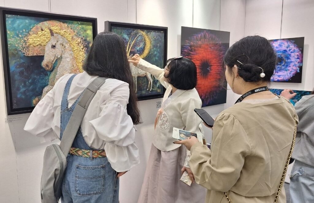 Esther Gallery'den ArtAnkara'da Kapsamlı Bir Seçki: Küresel Vizyon ve Büyüme Adımları