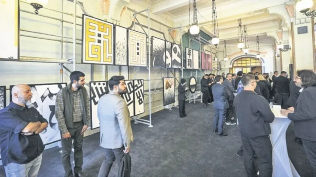 Karaköy Palas, "Mümkün" Sergisiyle Kapılarını Açtı: Barış Manço'nun Mirası Yeniden Canlanıyor