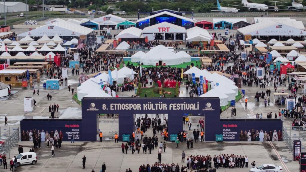 8. Etnospor Kültür Festivali: Geleneksel Sporlar ve Kültürel Miras İstanbul'da Buluştu