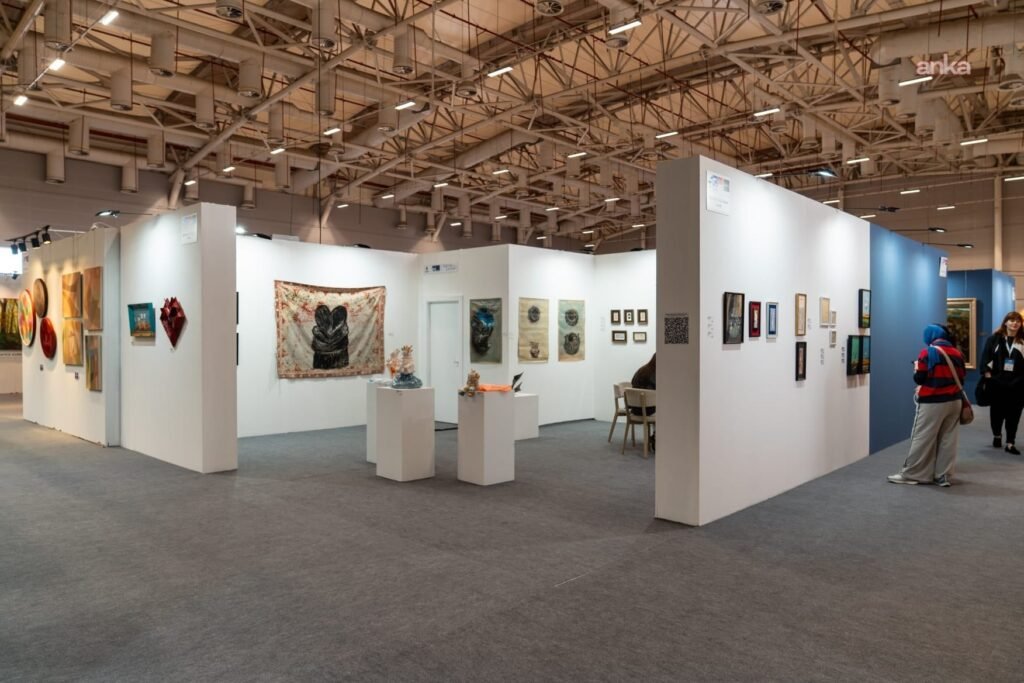 ArtContact İstanbul, Çağdaş Sanatın Kalbini Haliç'te Attırıyor