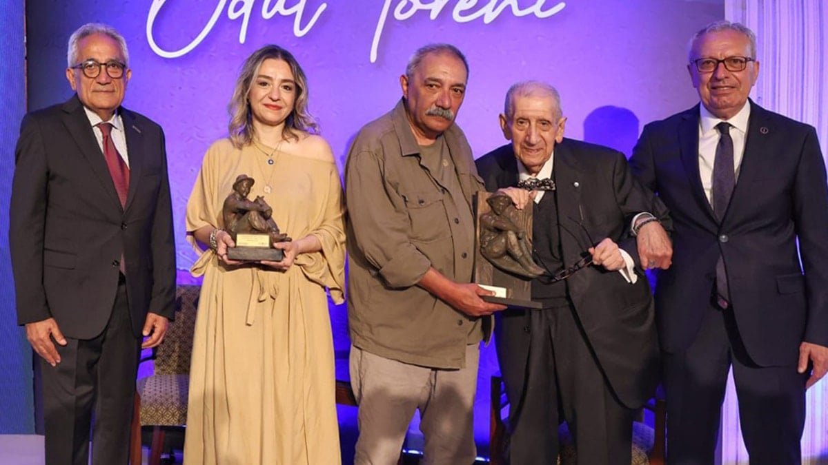 Başak Arslan, İnsana Dair Derin Kavrayışıyla "Armağan" Ödülüne Değer Görüldü