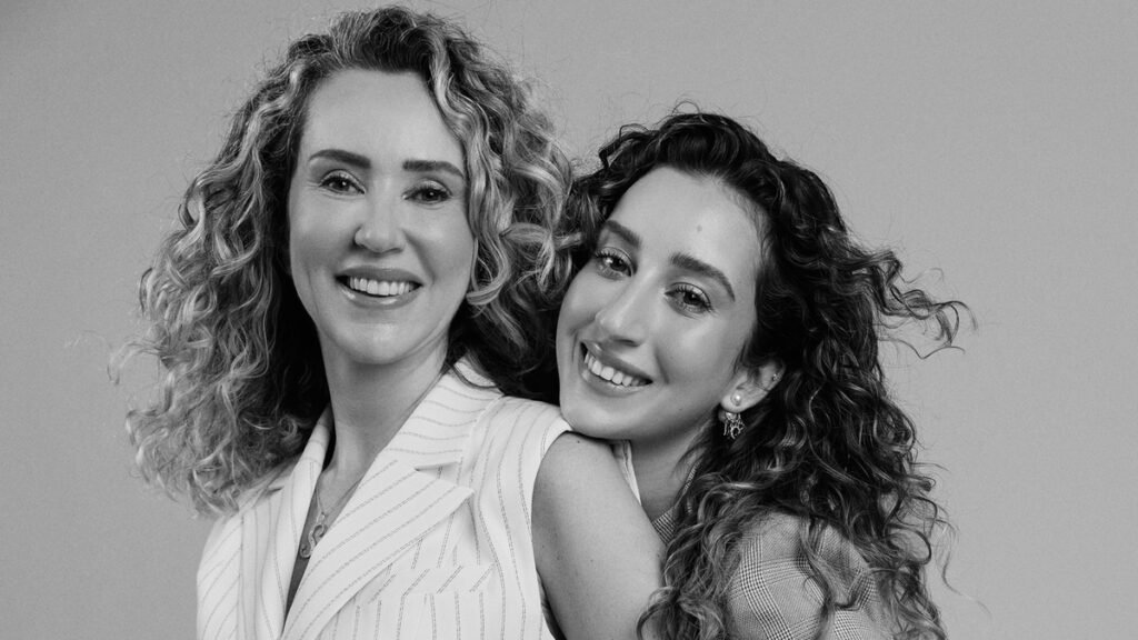 Moda Dünyası Anneler Günü'nü Kutluyor: Nesiller Arası Bağların Stil Sahibi Yorumu