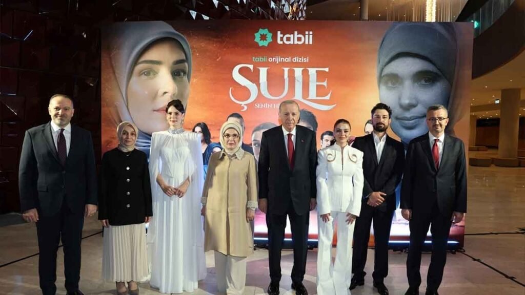Şule Yüksel Şenler'in Hayatı Dizi Oldu: 'tabii' Platformunda Gala Gösterimi Yapıldı